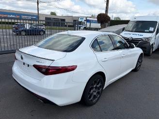 Unfallwagen Alfa Romeo Giulia  2016/6