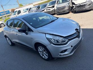 Renault Clio LIMITED picture 3