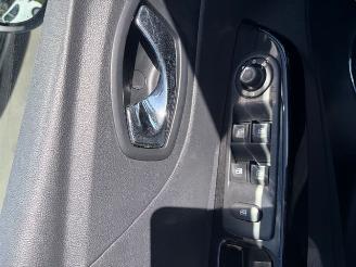 Renault Captur  picture 9