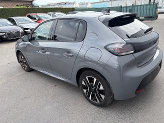 Peugeot 208  picture 3