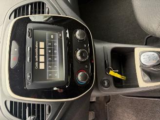 Renault Captur  picture 8