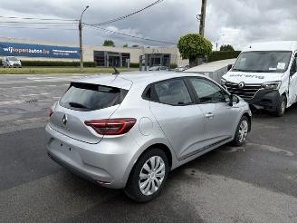 skadebil auto Renault Clio  2021/5