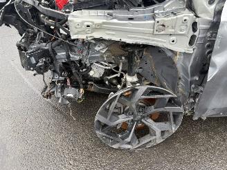 Renault  RAFALE ETECH PLUGIN HYBRID 4 CONTROL ALPINE 4X4 picture 19