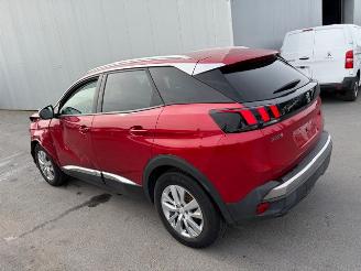 Vaurioauto  passenger cars Peugeot 3008 AUTOMAAT 2021/1
