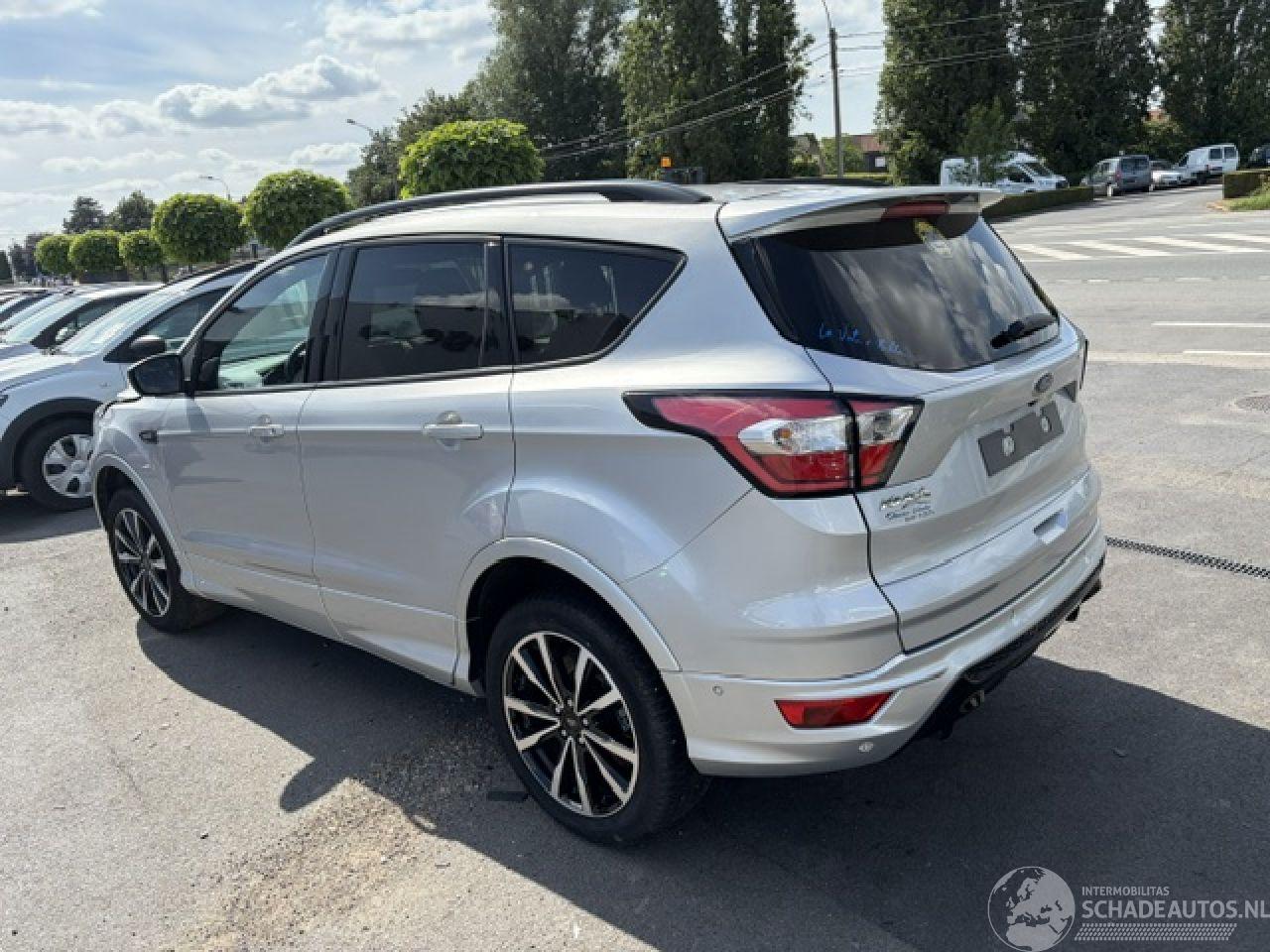 Ford Kuga ST LINE AUTOMAAT