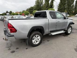 Toyota Hilux 4x4 picture 2