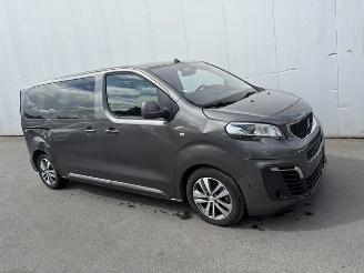 Peugeot Traveller 9 seats FULL OPTION picture 2