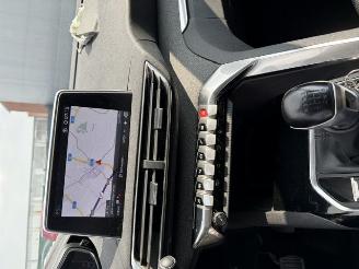 Peugeot 3008 WITH COCKPIT AND AIRBAGS picture 8