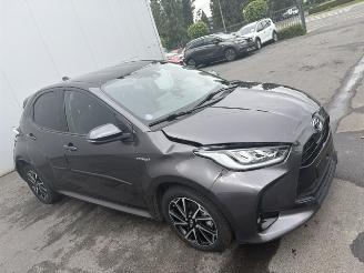 Schadeauto Toyota Yaris HYBRID AUTOMAAT 2020/10