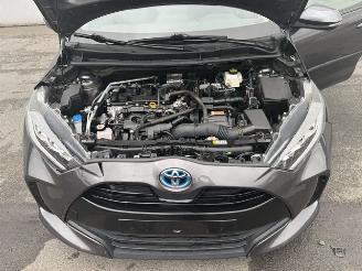 Toyota Yaris HYBRID AUTOMAAT picture 6