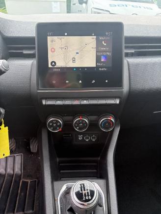 Renault Clio  picture 8