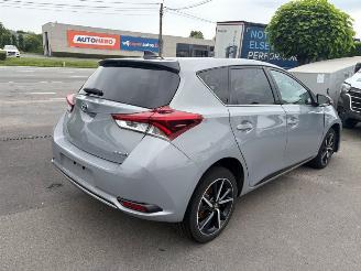Vaurioauto  passenger cars Toyota Corolla HYBRID AUTOMAAT 2018/6