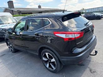 uszkodzony samochody osobowe Nissan Qashqai  2015/4