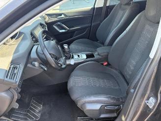 Peugeot 308  picture 8