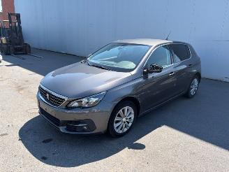 Peugeot 308  picture 2