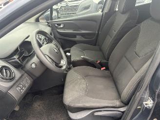 Renault Clio  picture 10