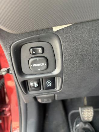 Peugeot 108  picture 11