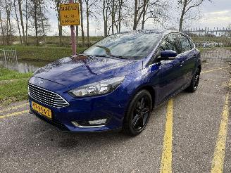 krockskadad bil auto Ford Focus 1.0 Titanium 2016/11
