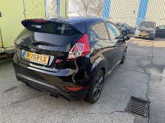 Ford Fiesta 1.6 ST2 picture 4