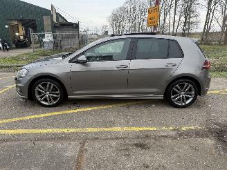 Volkswagen Golf 1.2 TSI Highline R picture 2