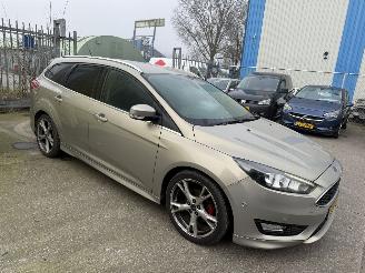 Ford Focus Wagon 1.0 Titanium picture 7