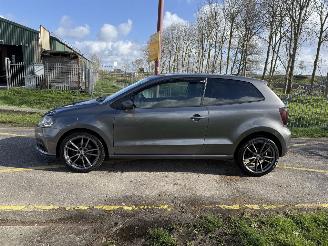 Volkswagen Polo 1.2 TSI Highline Automaat picture 2