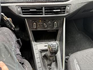 Volkswagen Polo 1.0 TSI Life picture 13