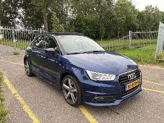 Schadeauto Audi A1 SPORTBACK 1.4 TFSI Adrenalin 2015/1