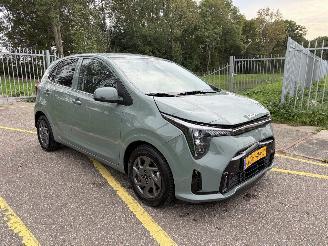 damaged passenger cars Kia Picanto 1.0 DPI DynamicPlusLine 2025/9