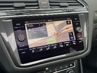 Volkswagen Tiguan 1.4 TSI ACT R-line Panoramadak Origineel NL! picture 23