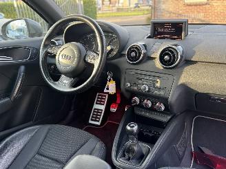 Audi A1 1.2 TFSI 2x s-line NAP Rijdbare schade! picture 26
