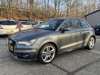Audi A1 1.2 TFSI 2x s-line NAP Rijdbare schade! picture 3