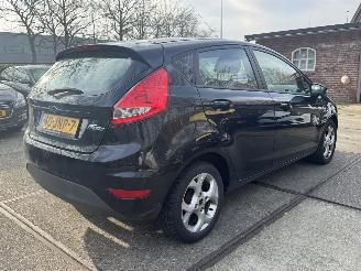 Ford Fiesta 1.25 Trend Airco gebruikerssporen! picture 8