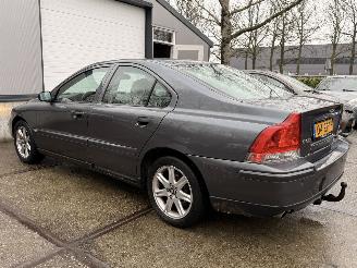 Volvo S-60 2.0T MOMENTUM AUTOMAAT! RIJDBAAR picture 6
