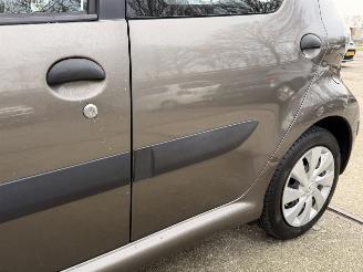 Toyota Aygo 1.0 VVT-i Now Airco NAP! picture 26