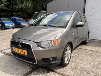 Coche accidentado Mitsubishi Colt 1.3 Instyle Automaat Airco Rijdbaar! 2010/1