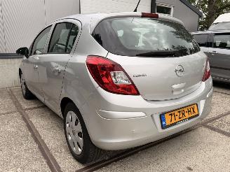 Opel Corsa 1.2-16V Enjoy, automaat picture 11