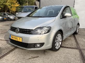 Coche accidentado Volkswagen Golf plus 1.2 TSI Comfortline Automaat NAP! Rijdbaar 2010/11