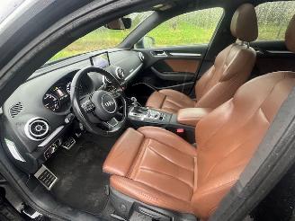 Audi A3 E-tron met Pano dak camera hybride picture 15