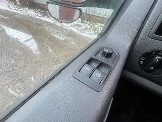 Volkswagen Transporter AUTOMAAT , LEDER NETTE BUS 140PK picture 12