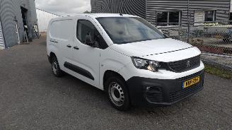 skadebil bedrijf Peugeot Partner 1.6 BI.HDI Premium Long 2019/1