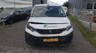 Peugeot Partner 1.5 blue hdi 130 automaat! eat8 100.000 km! picture 2