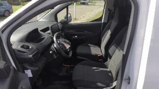 Peugeot Partner 1.5 blue hdi 130 automaat! eat8 100.000 km! picture 10