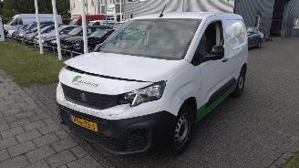 Peugeot Partner 1.5 blue hdi 130 automaat! eat8 100.000 km! picture 3