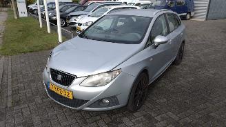 uszkodzony samochody osobowe Seat Ibiza ST Style 158000 km luxe uitvoering!! 2011/1