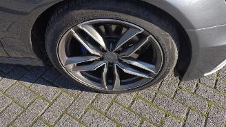 Audi A6 avant 2.0 tdi autom Sp.edition s-line Nieuwstaat ! dealer onderhouden!! picture 8