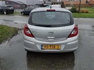 Opel Corsa 1.3 cdti ann. edition gebruikersschade picture 8