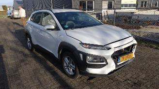 Avarii autoturisme Hyundai Kona 1.0T GDI Comfort Lichte voorschade Prachtige auto! 2019/1