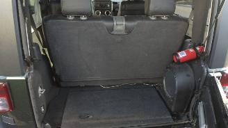 Jeep Wrangler 3.8 v6 sahara 148459km super aparte auto! picture 11