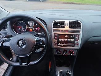 Volkswagen Polo 1.4 tdi luxe uitvoering weinig schade picture 11